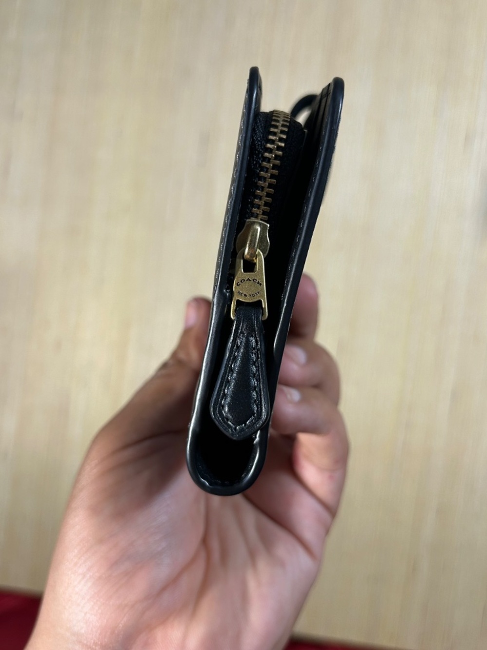 Coach Smooth Skinny Snap-Tab Closure Leather Wallet - Picture 4 of 8